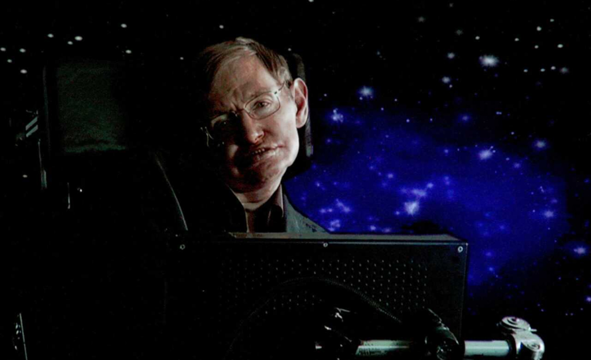 Il révolutionna notre compréhension des trous noirs